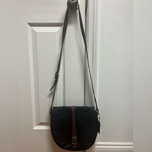 5/$25 Fossil Black & Brown Saddlebag Crossbody